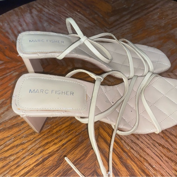 Marc Fisher Cream Strappy Block Heel Sandals women size 7.5 - Picture 5 of 7
